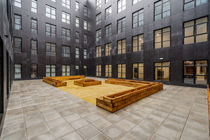 Photo 21- click for photo gallery